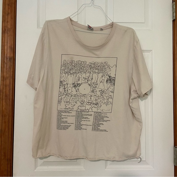 Junk Food Clothing Beige Graphic Tee - Picture 1 of 7